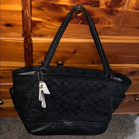 Coach Handbags - Coach Purse w/wallet—Authentic